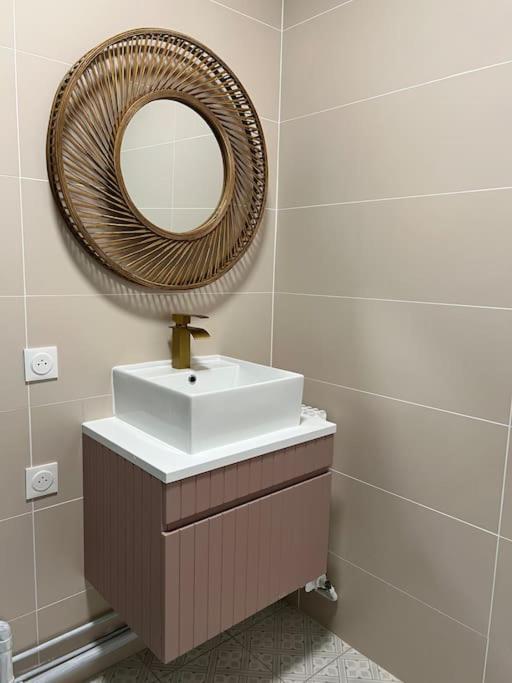 Luxe Chic Aux Buttes-aux-cailles A 5min Du Metro, Parking Prive Disponible * Parijs